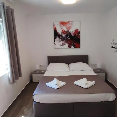 Aurora Tatil Evi