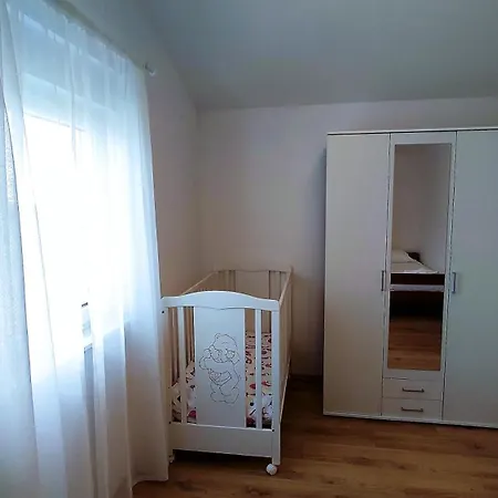 Aurora Tatil Evi *